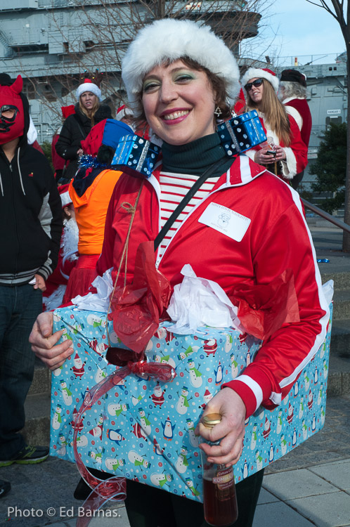 Santa congregating at Pier 84