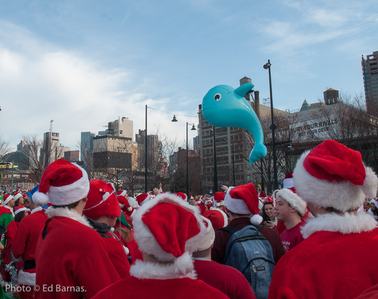 Santa congregating at Pier 84